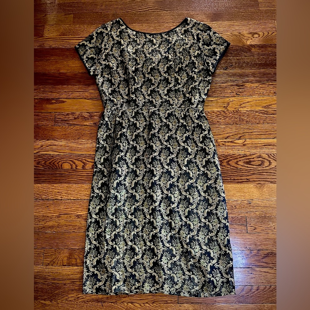 True Vintage Elegant Black and Gold Shimmery Midi Dress Size Large
